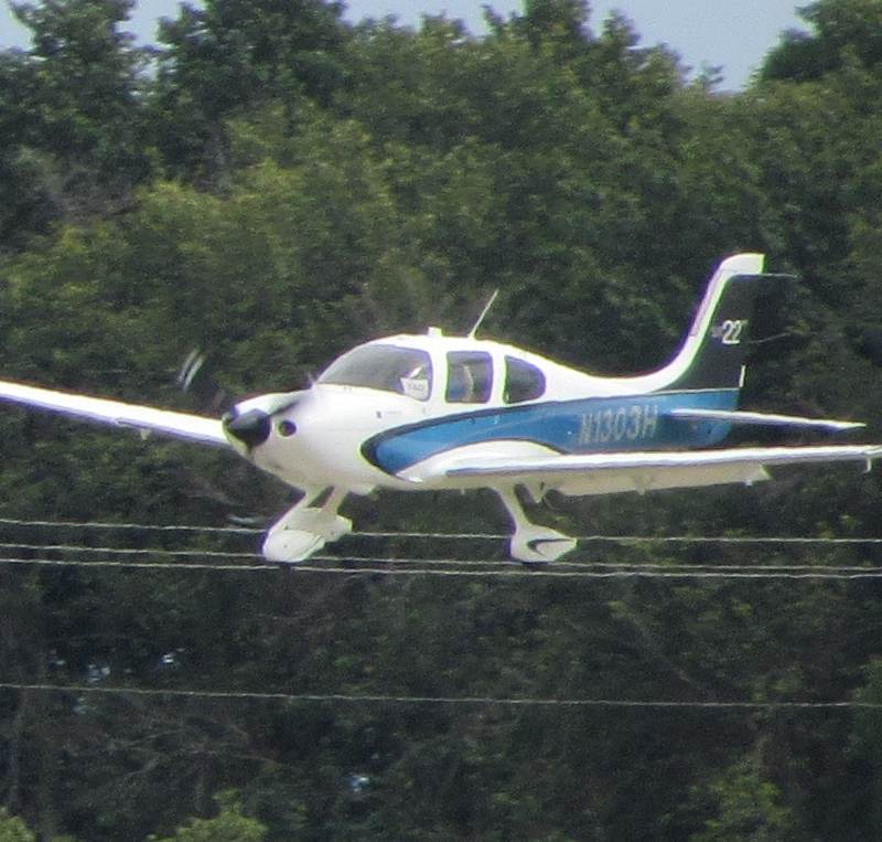 N1303H - Cirrus