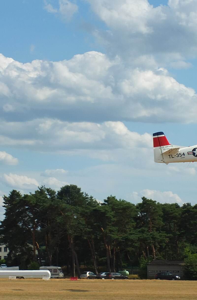 N1328B - Single-engine aircraft
