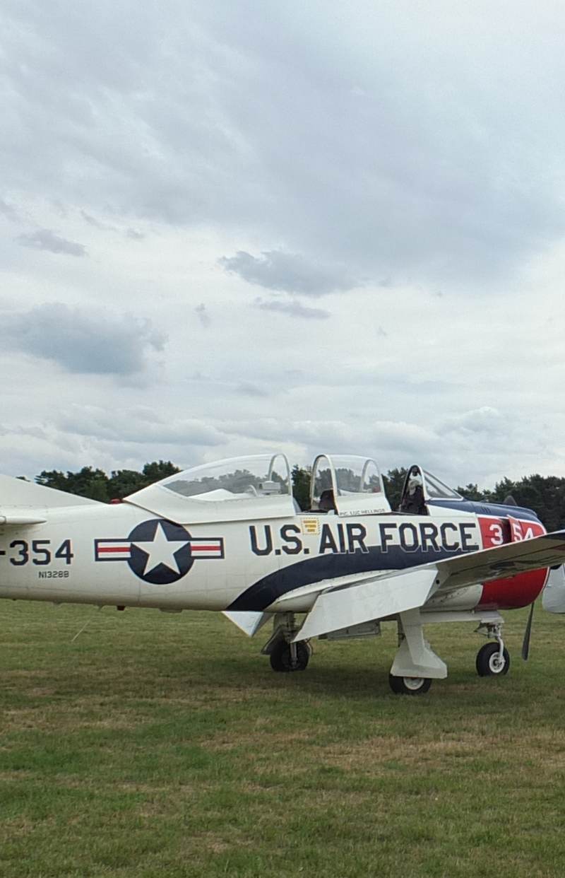 N1328B - Aircraft