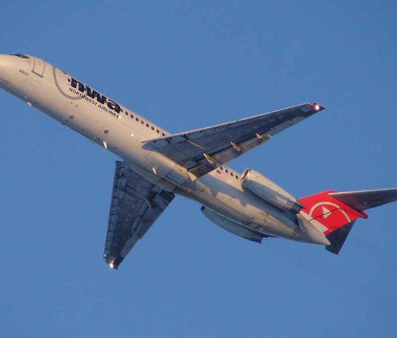 N1334U - Twin-engine aircraft