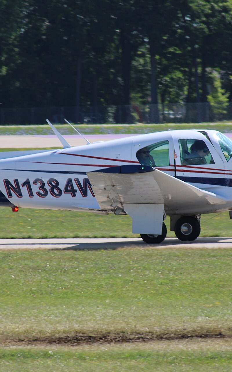 N1384W - Single-engine aircraft