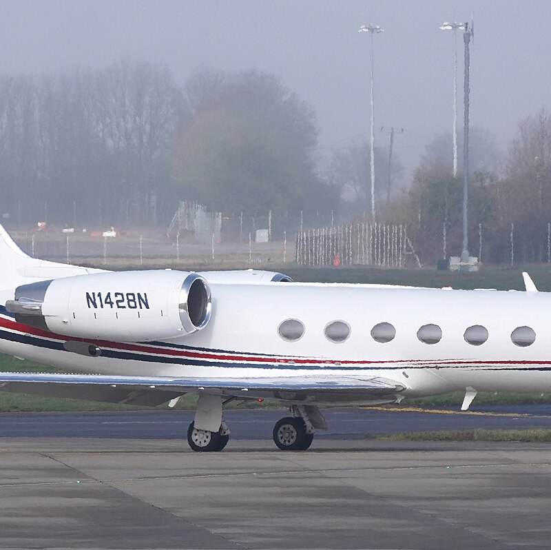 N1428N - Business jet