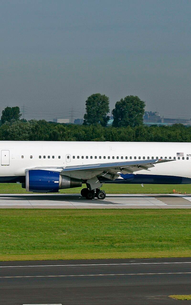 N1501P - Twin-engine aircraft