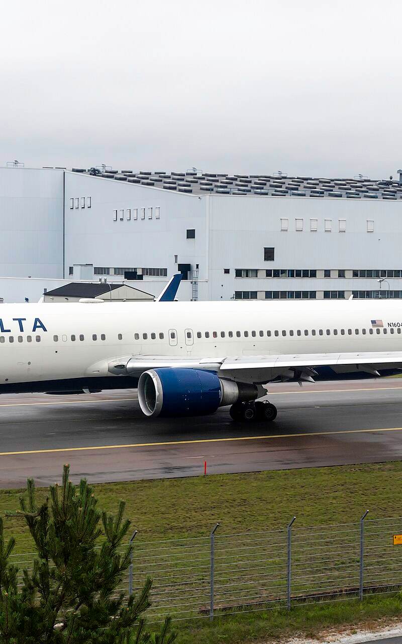 N1604R - Boeing