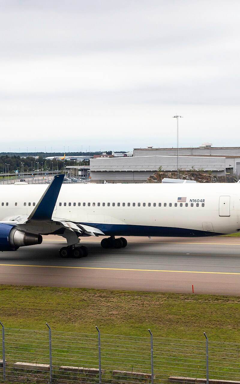 N1604R - Boeing