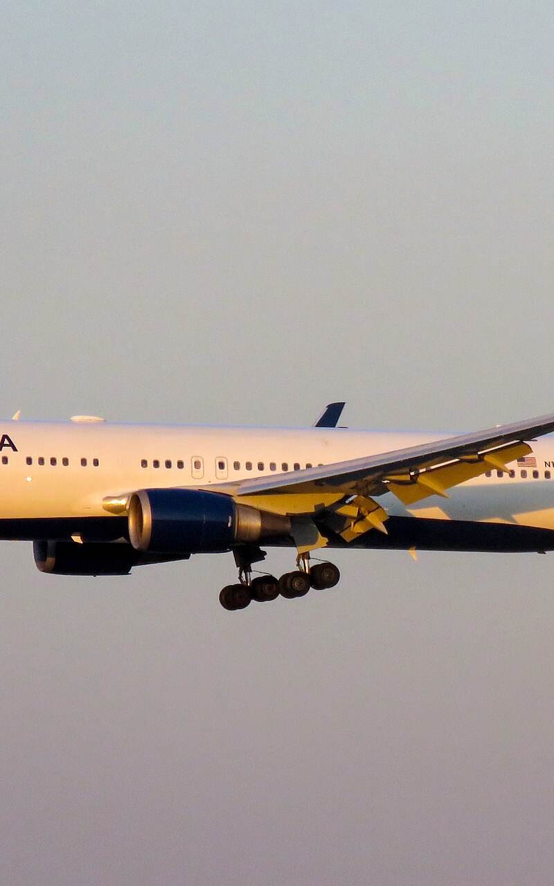 N1613B - Boeing
