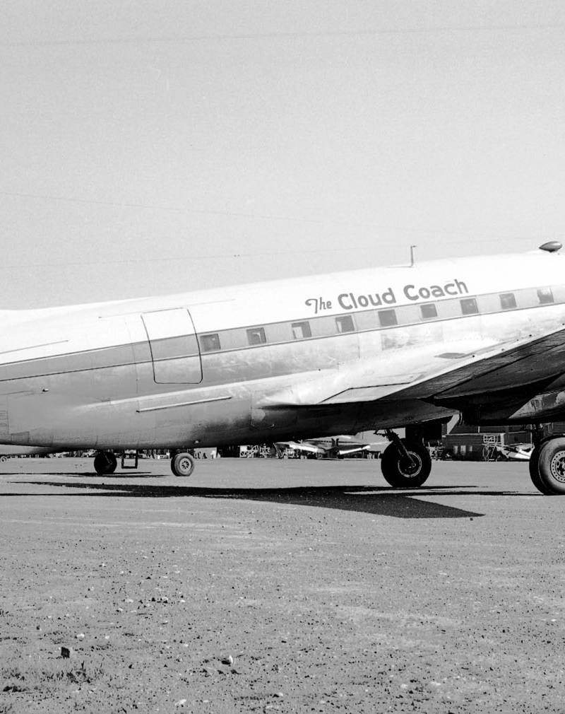 N1693M - Twin-engine aircraft