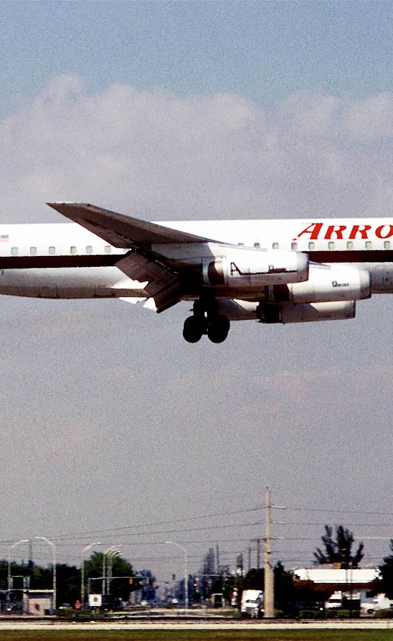 N1804 - Twin-engine aircraft