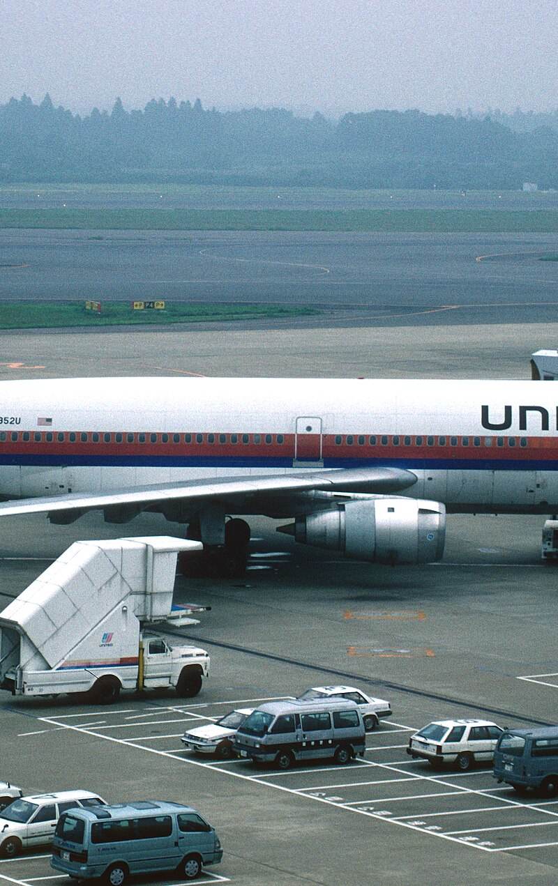 N1852U - Aircraft