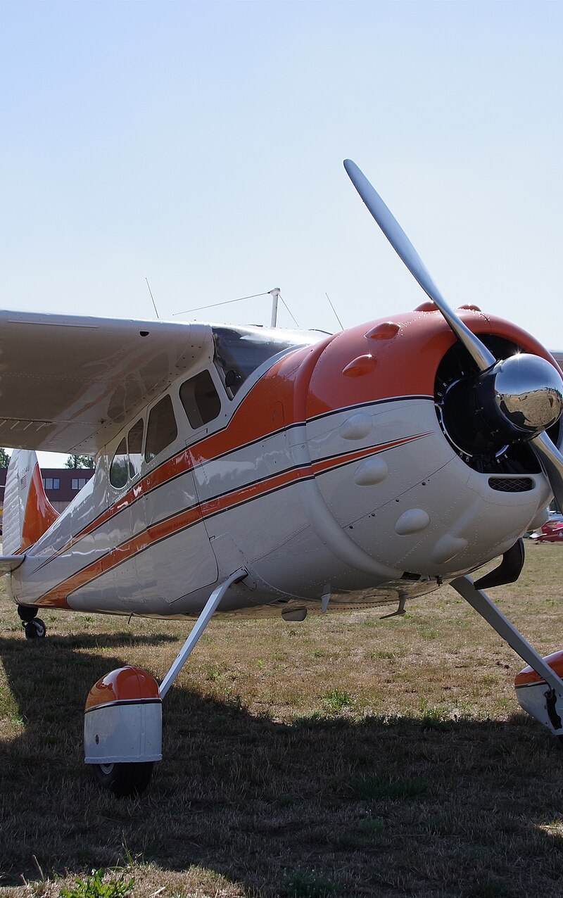 N1904U - Single-engine aircraft