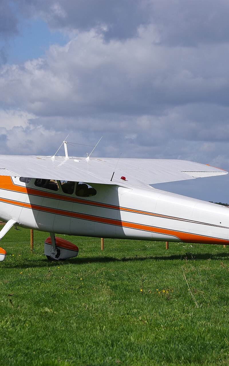 N1904U - Single-engine aircraft