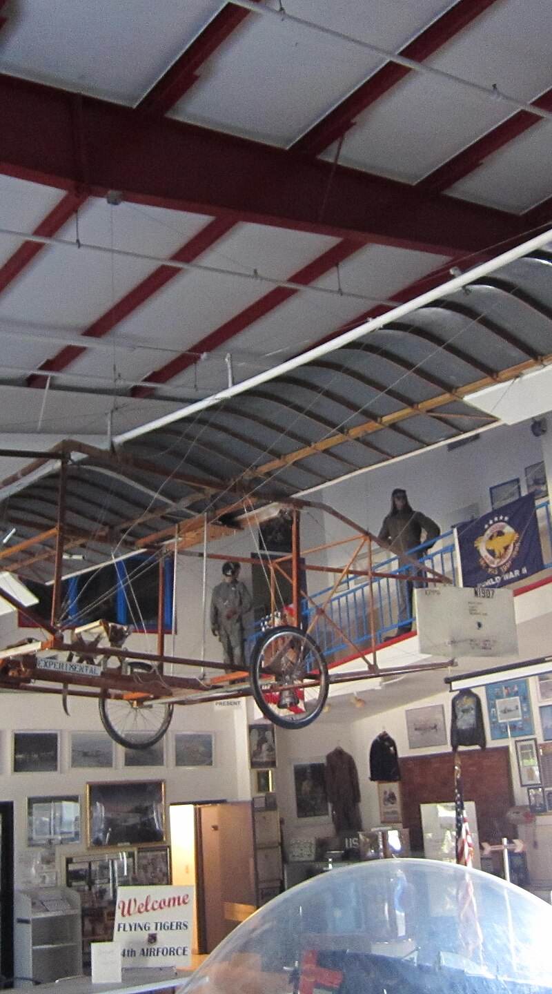 N1907 - Aircraft