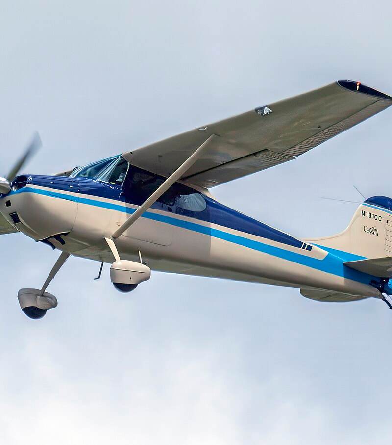 N1910C - Cessna