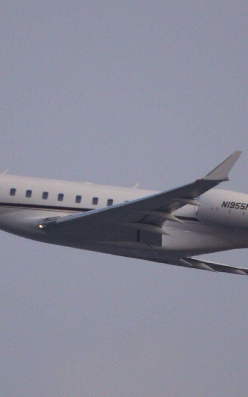 N1955M - Business jet