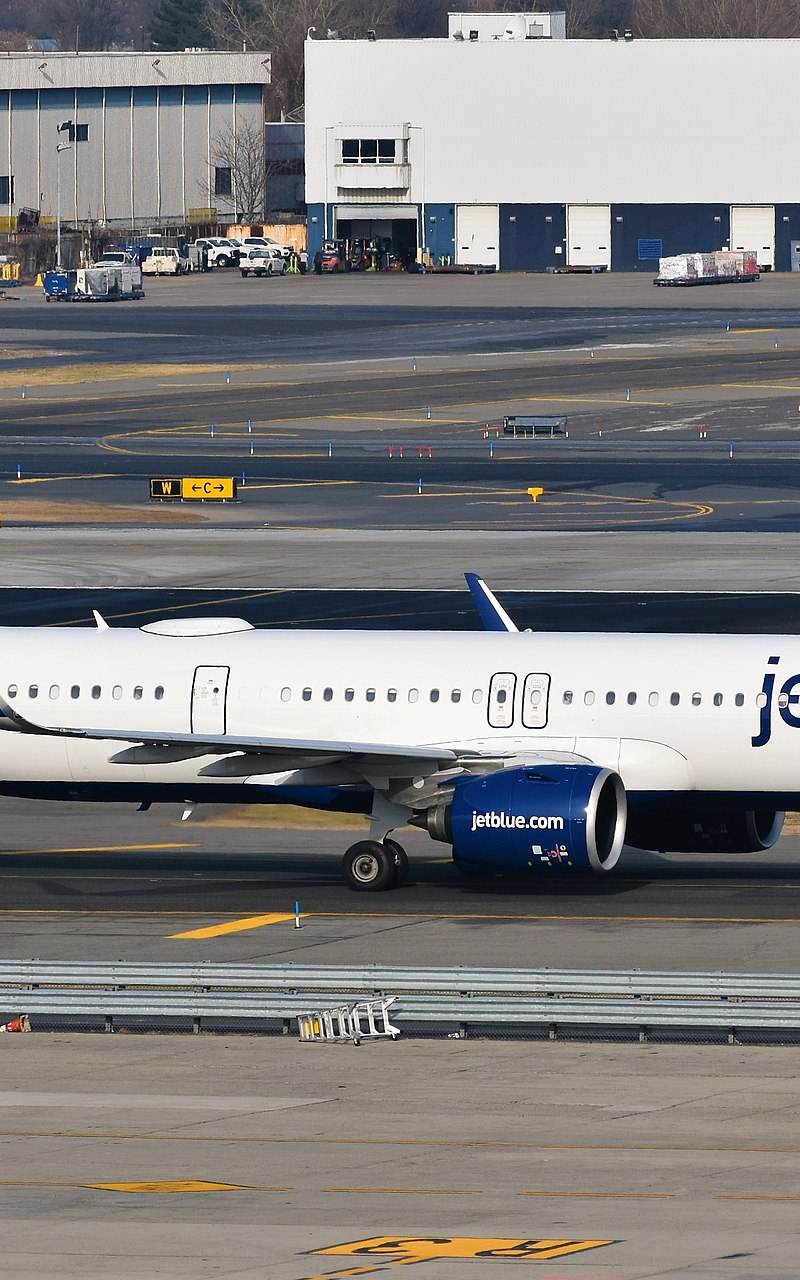 N2016J - Airbus