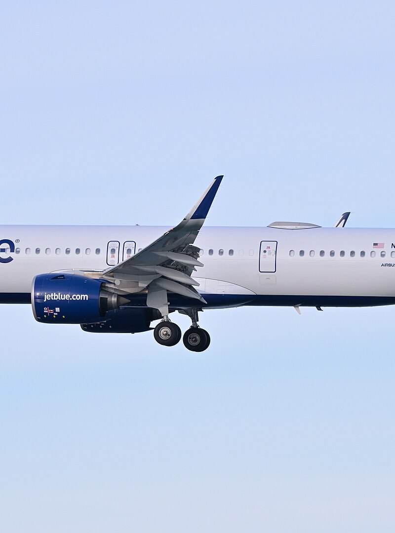 N2017J - Airbus