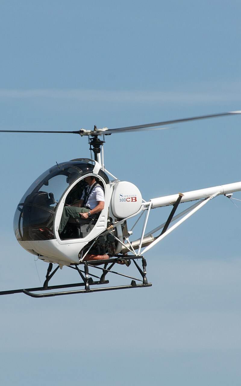 N2032S - Helicopter