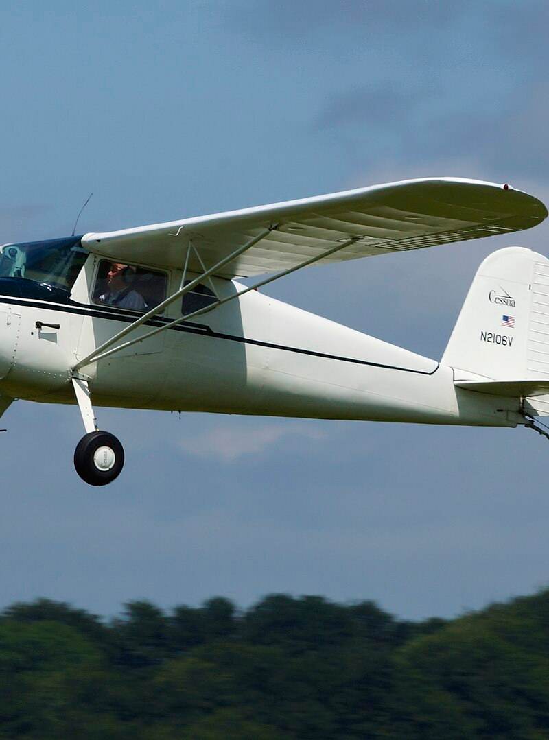N2106V - Aircraft