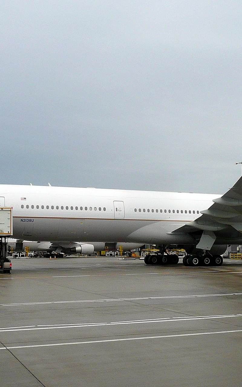 N2138U - Aircraft