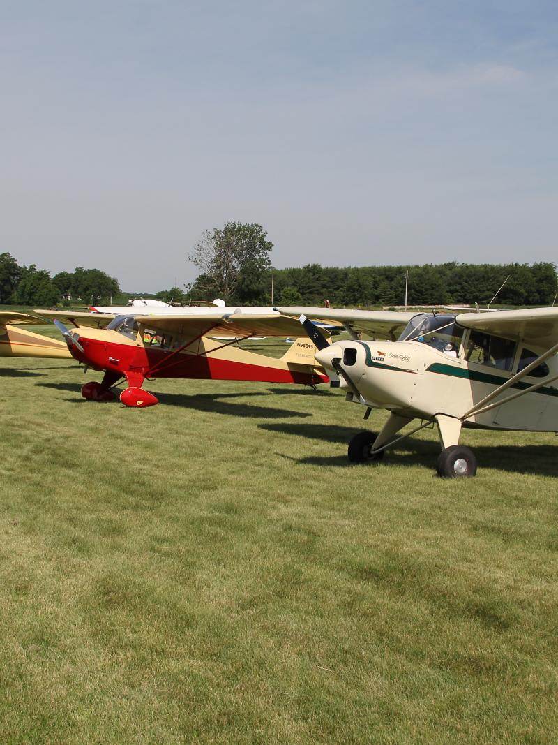 N2147V - Single-engine aircraft