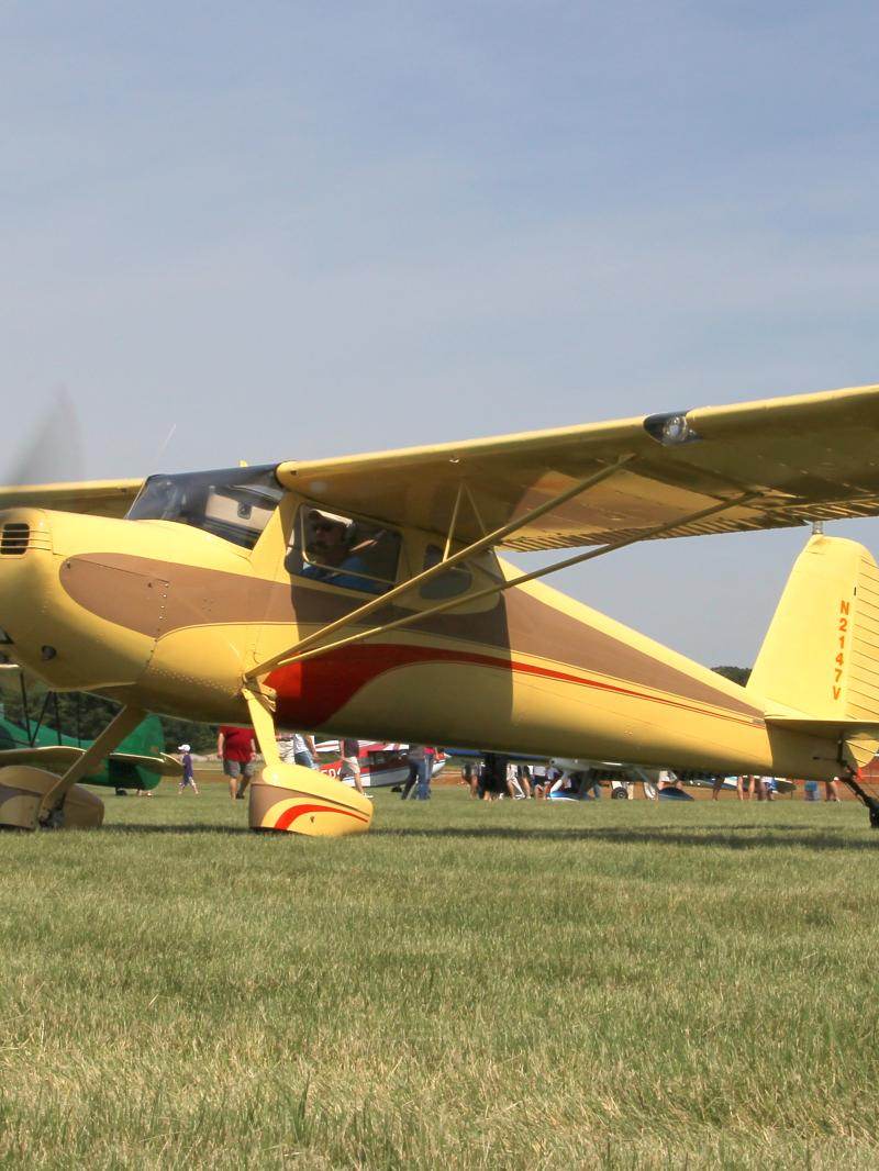 N2147V - Single-engine aircraft