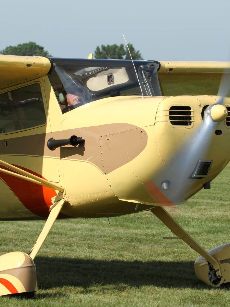 N2147V - Single-engine aircraft