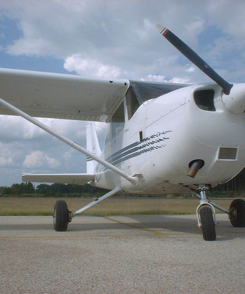 N2221R - Cessna