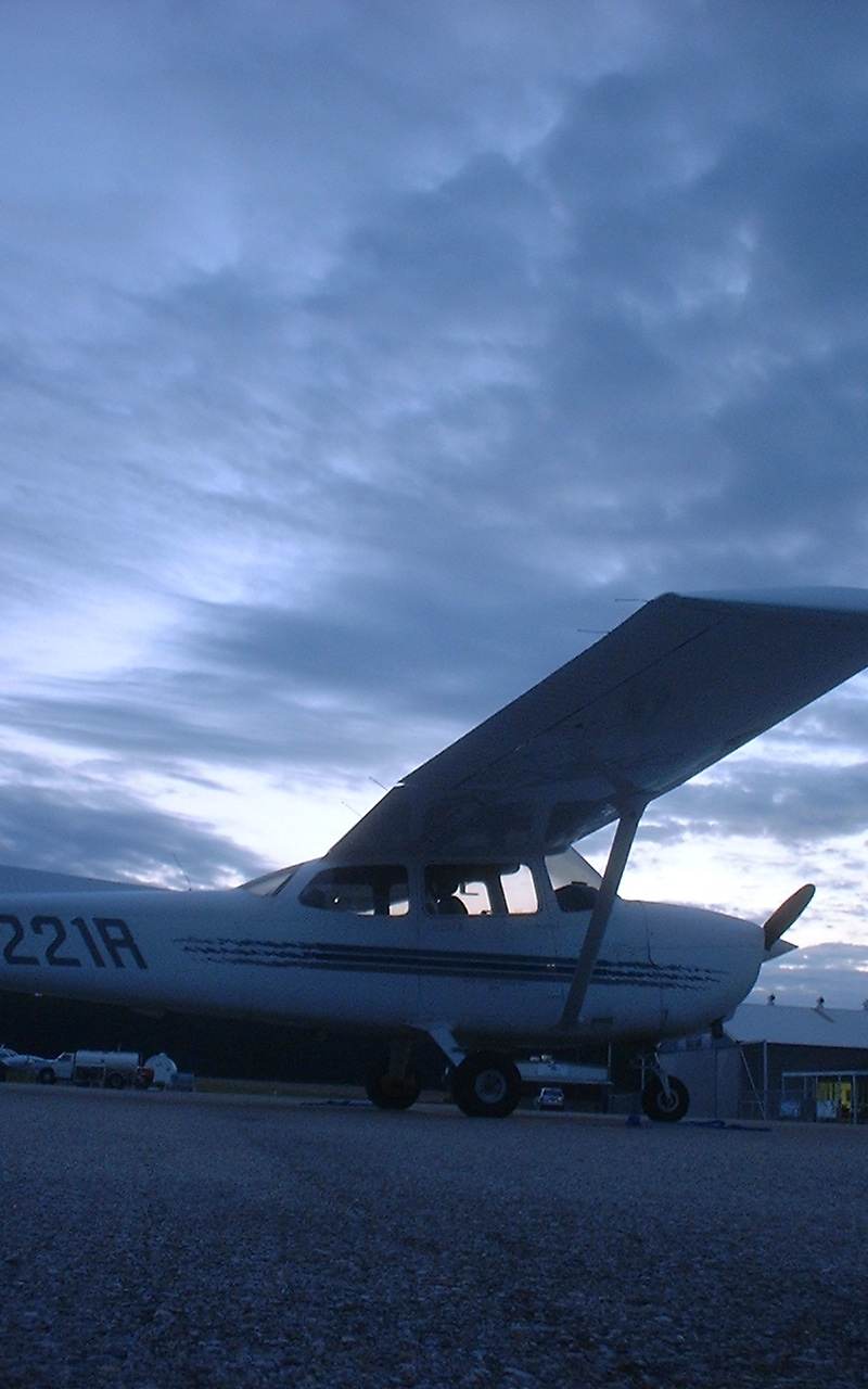 N2221R - Cessna