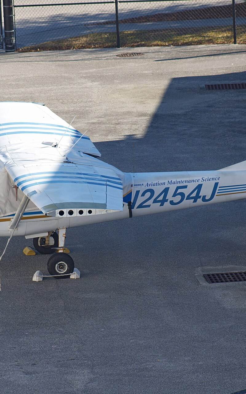 N2454J - Single-engine aircraft
