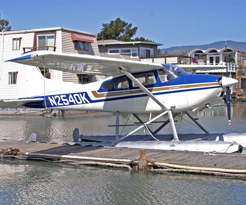 N2540K - Floatplane
