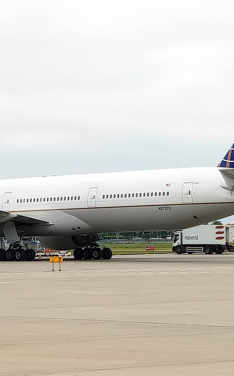 N2737U - Boeing