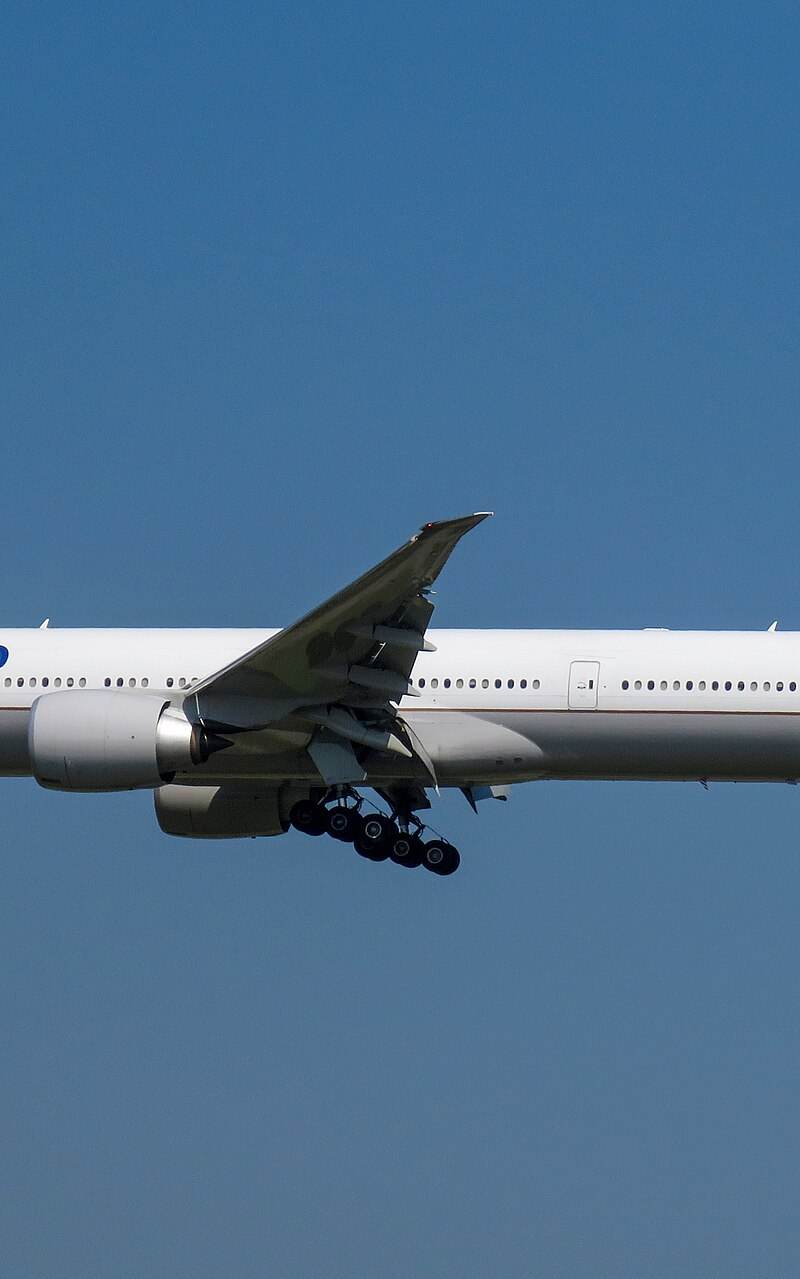 N2737U - Boeing