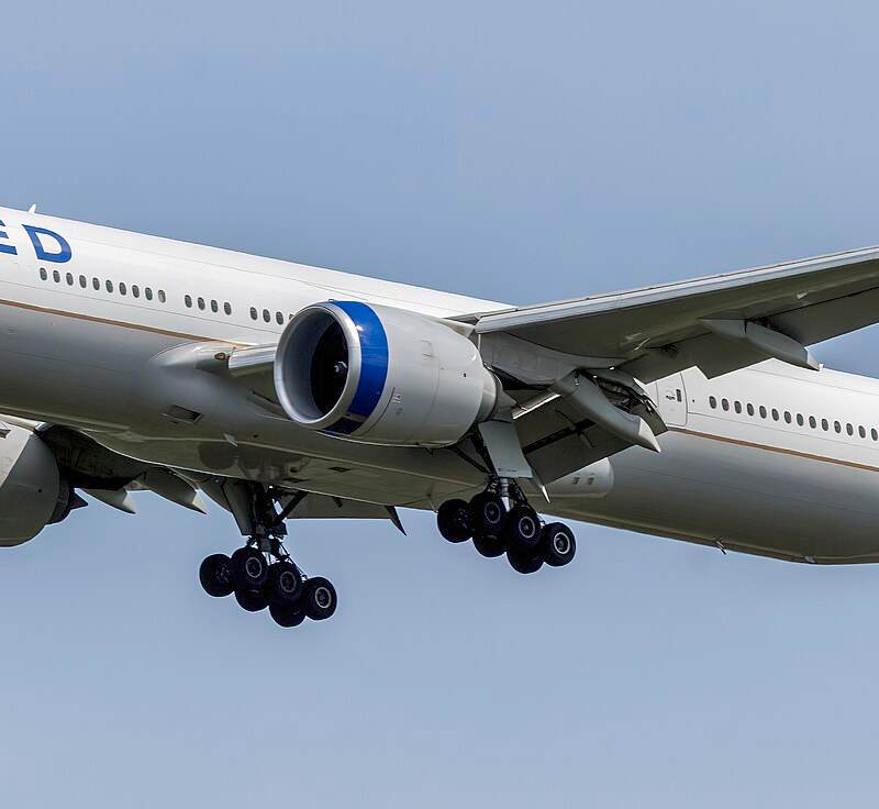 N2737U - Boeing