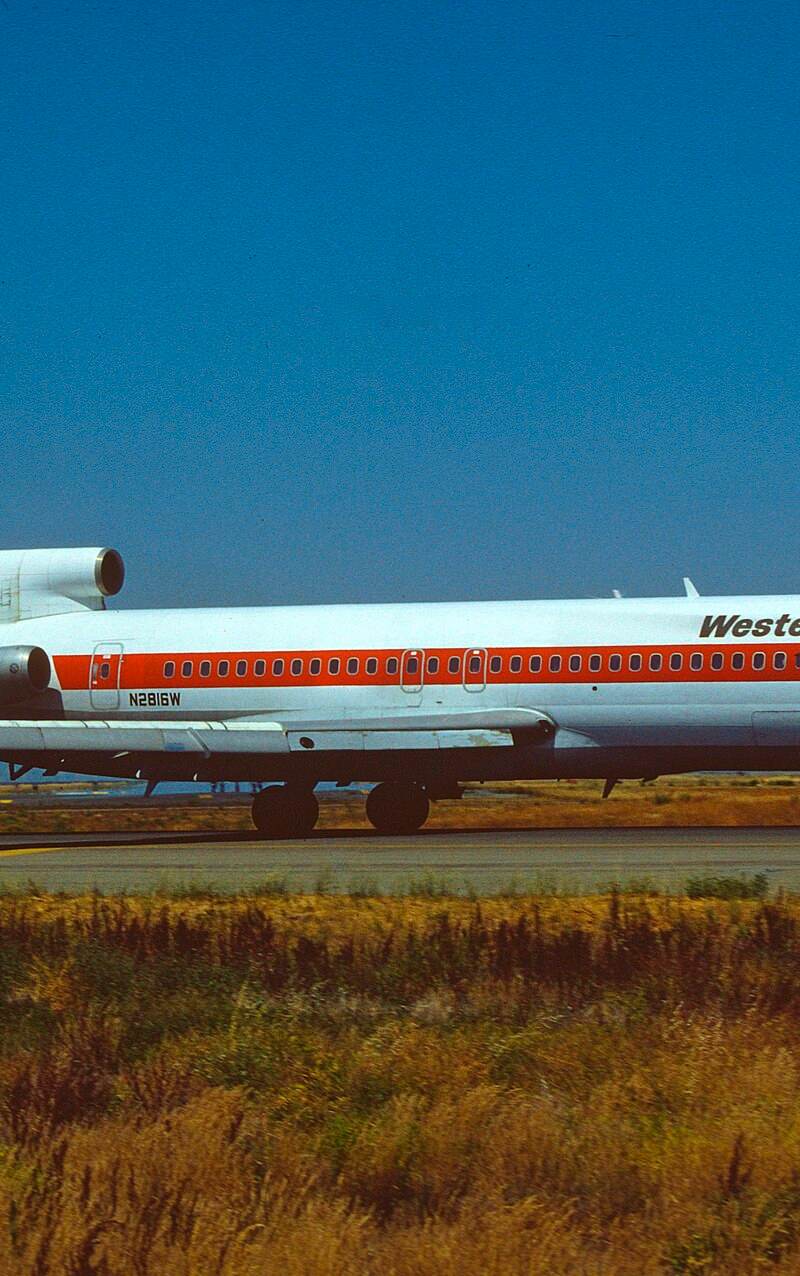 N2816W - Boeing