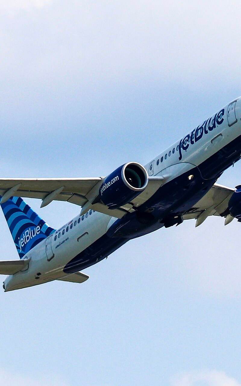 N3077J - Twin-engine aircraft