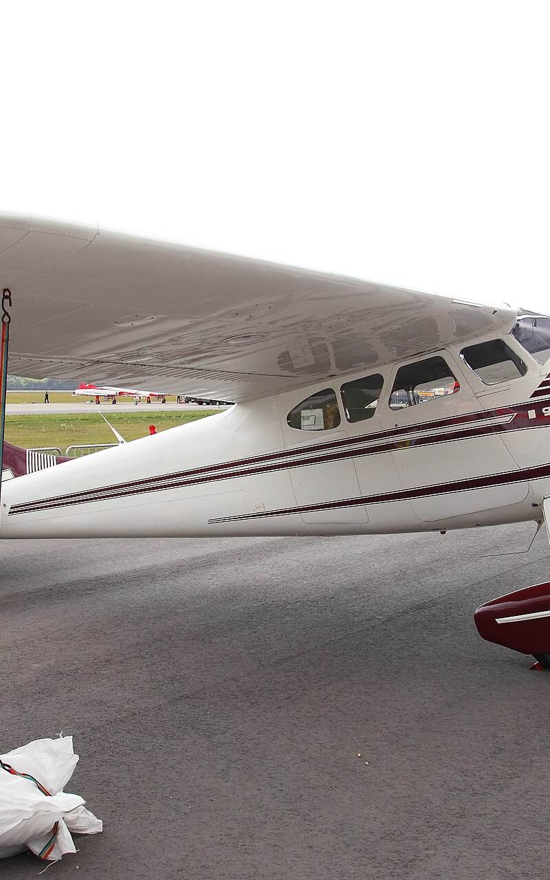 N3081B - Single-engine aircraft