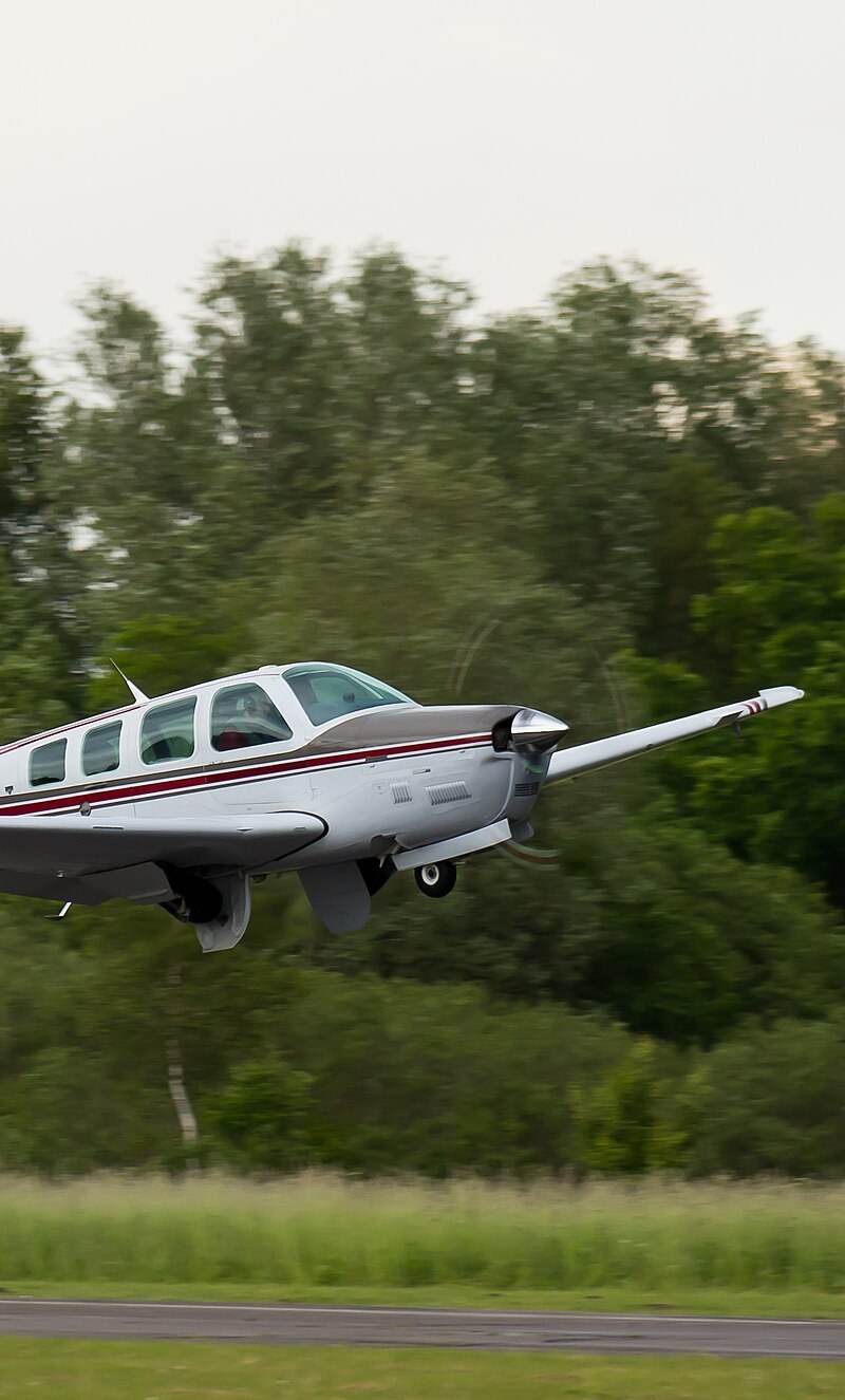 N3084M - Beechcraft