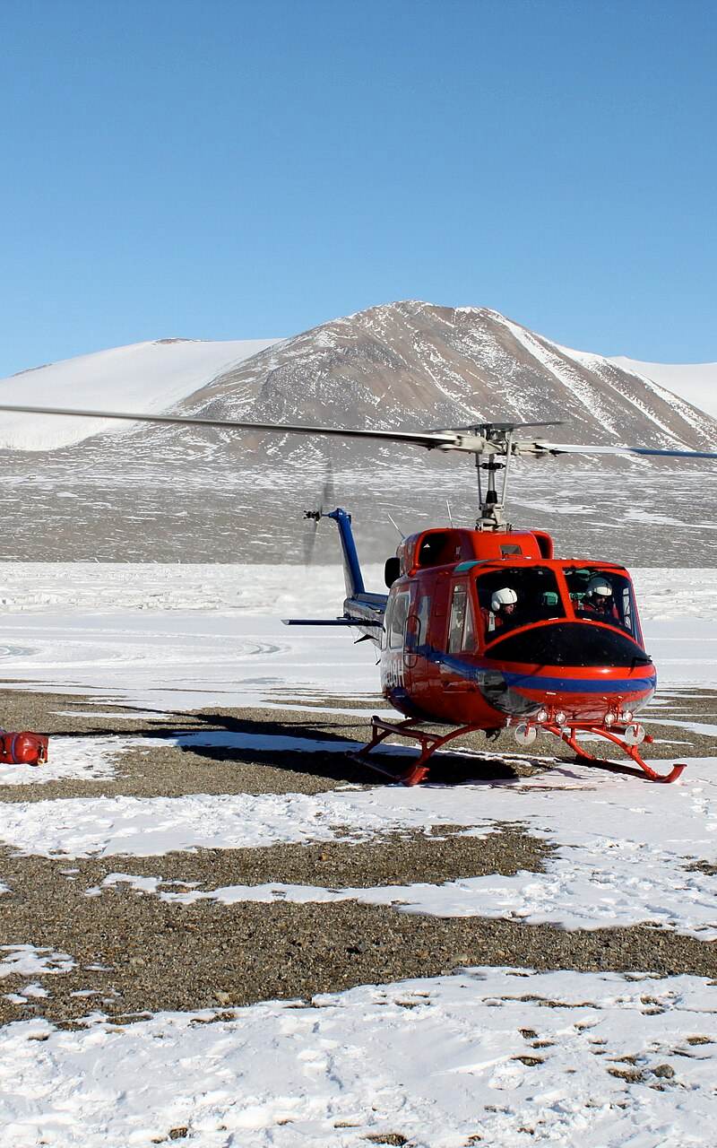 N3208H - Helicopter