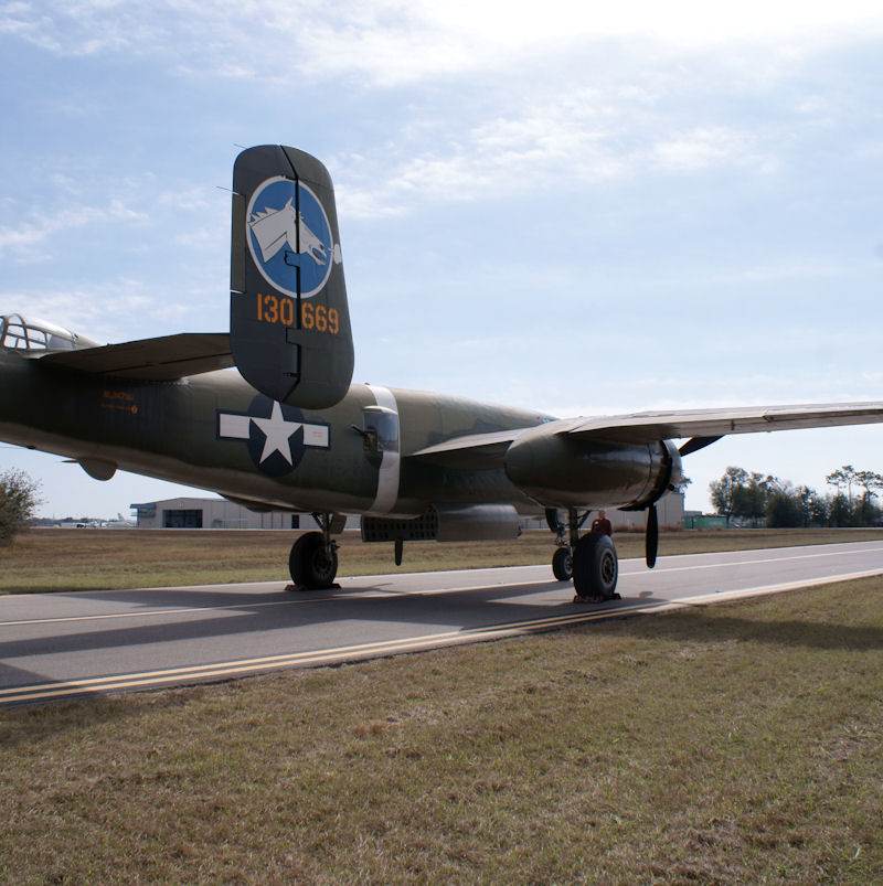  - Twin-engine aircraft