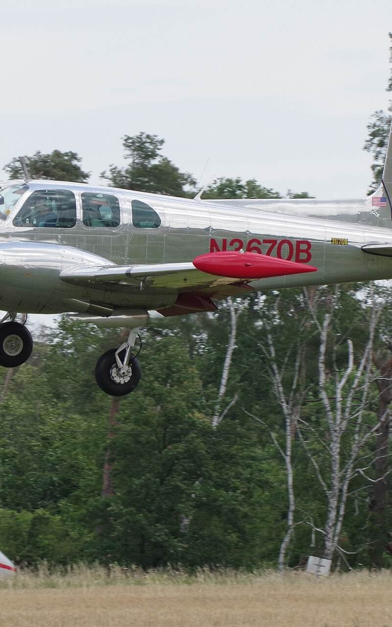 N3670B - Beech