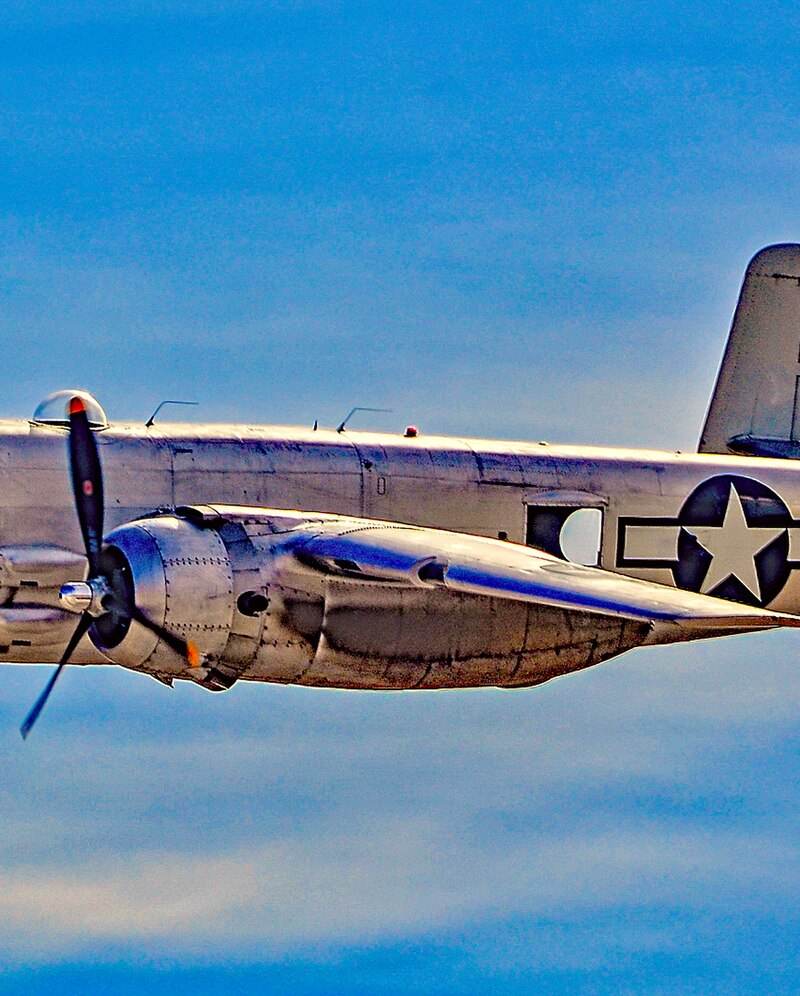 N3675G - Twin-engine aircraft