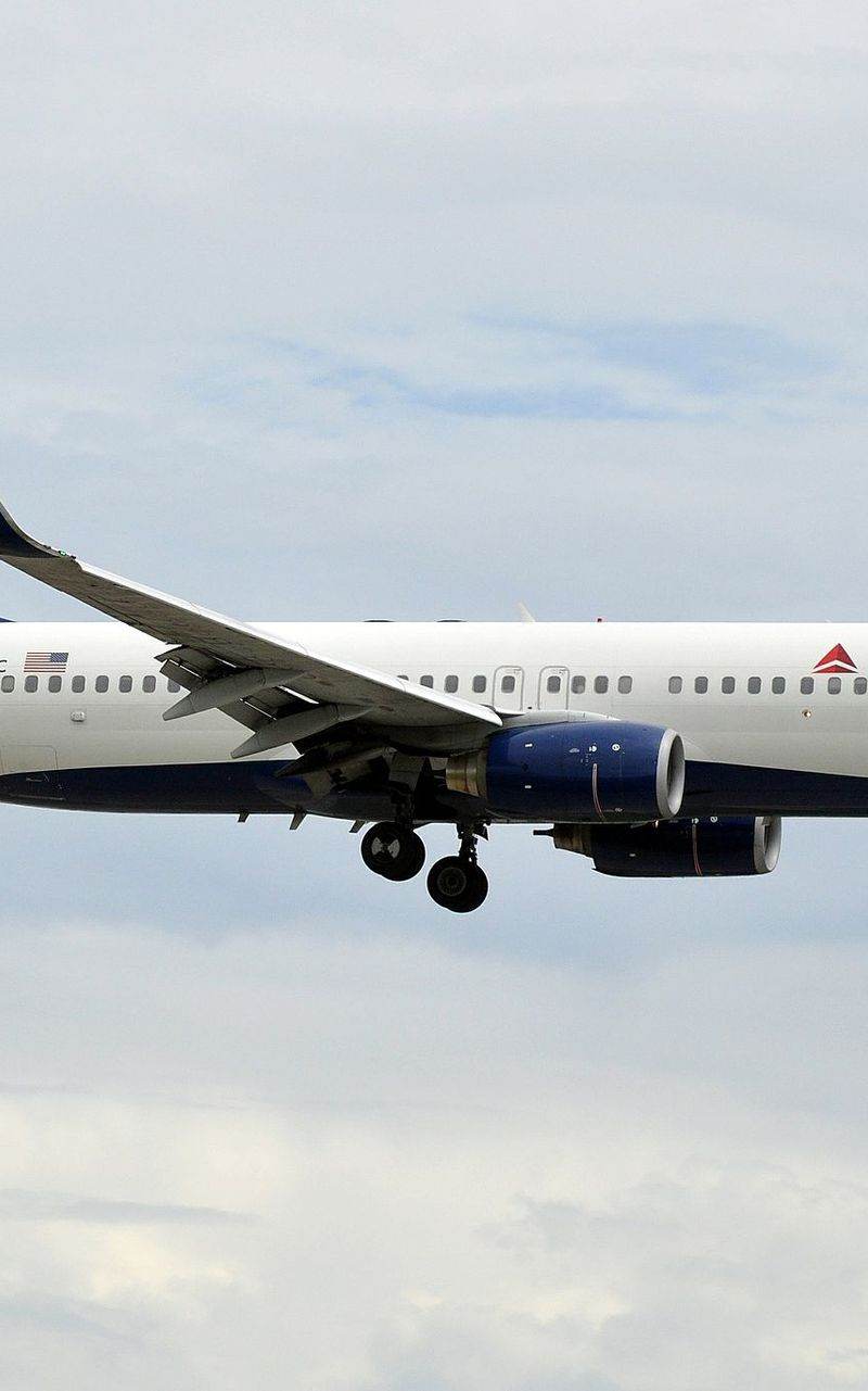 N3742C - Twin-engine aircraft