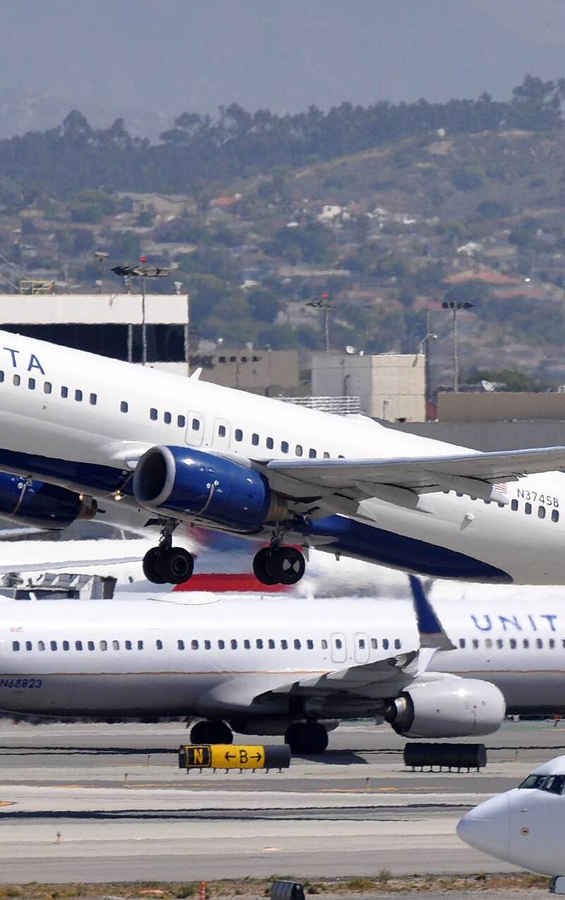 N3745B - Boeing