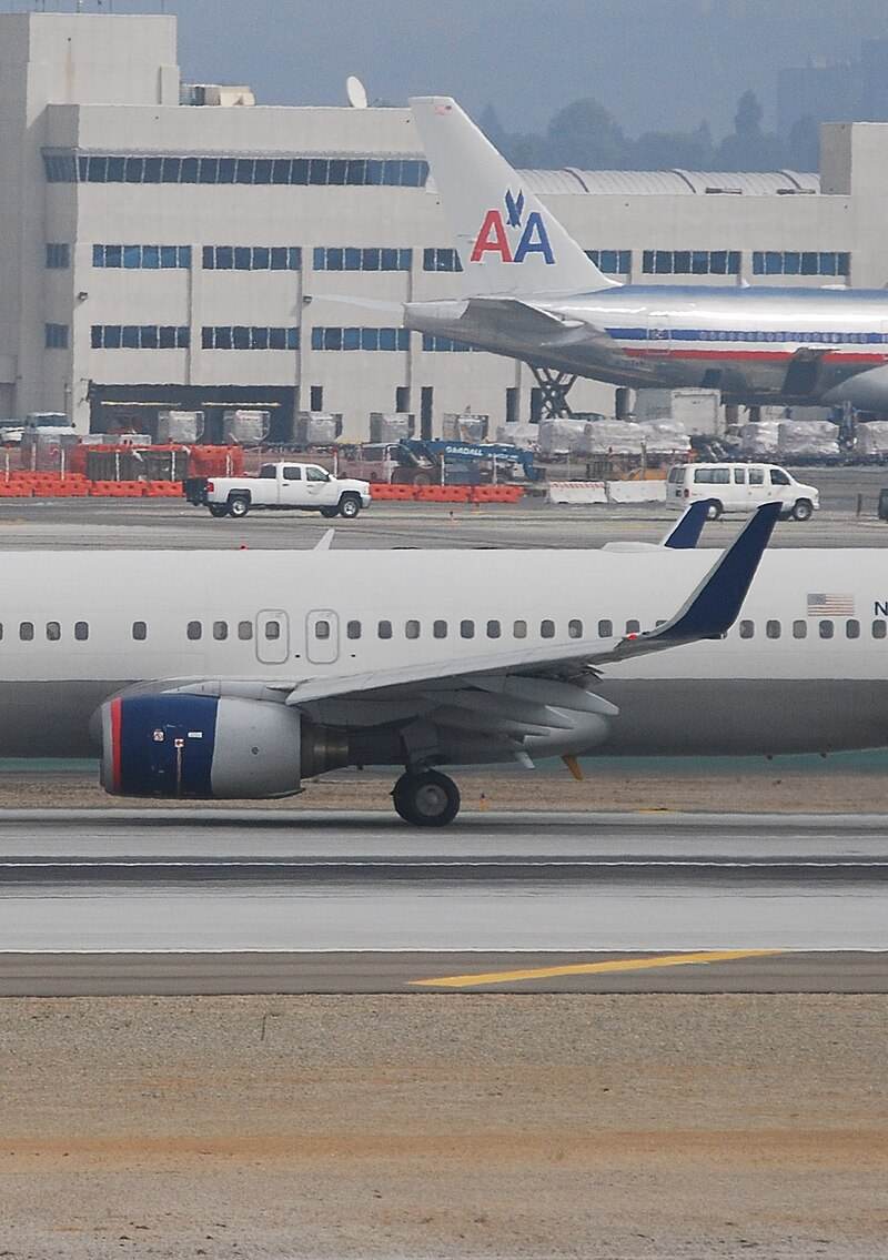 N3760C - Twin-engine aircraft