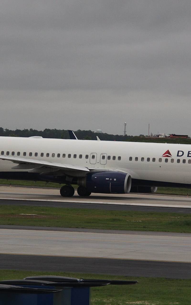 N3762Y - Boeing