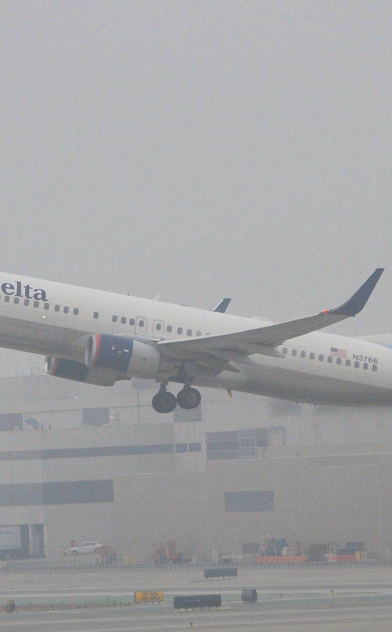 N3766 - Twin-engine aircraft