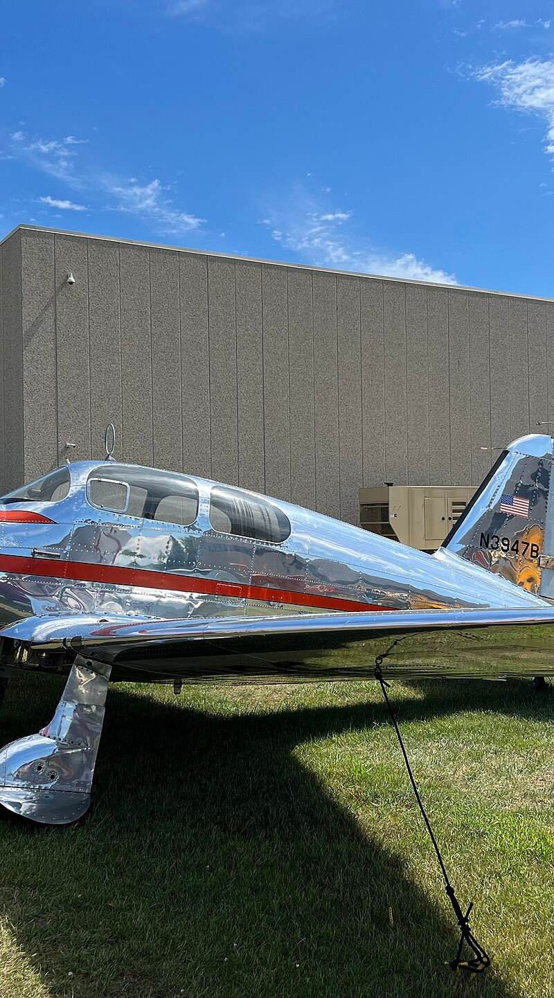 N3947B - Single-engine aircraft