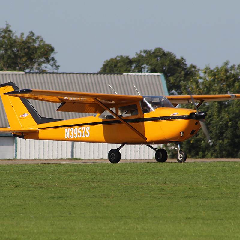 N3957S - Single-engine aircraft
