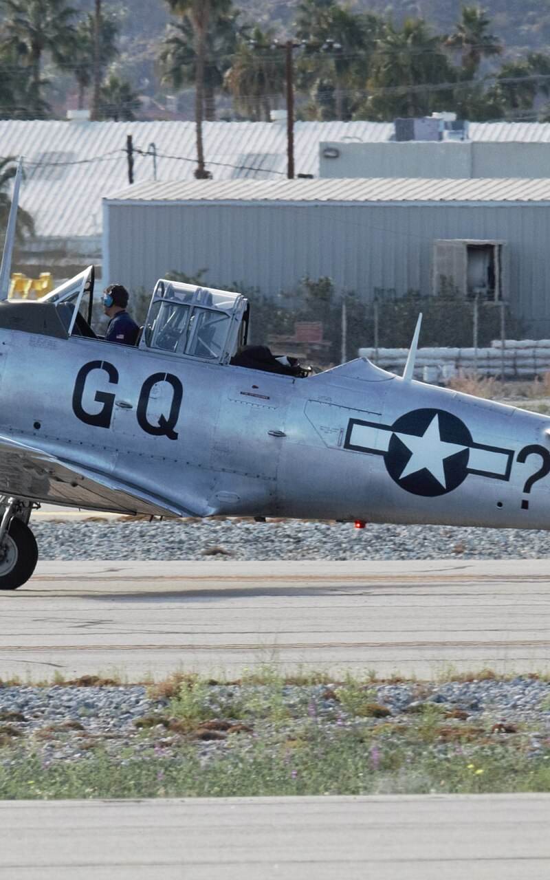 N4086T - Warbird