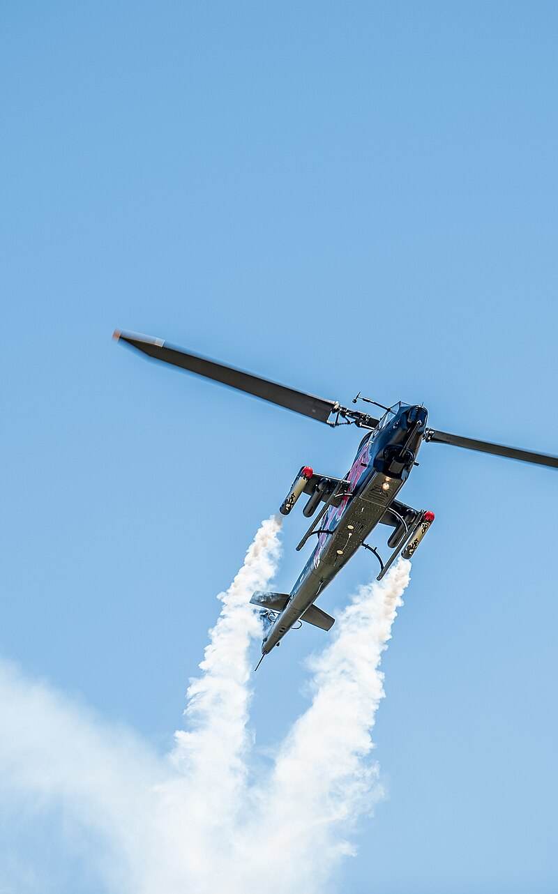 N11FX - Helicopter